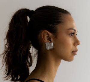 Lady looking forward-the best way to grow fast